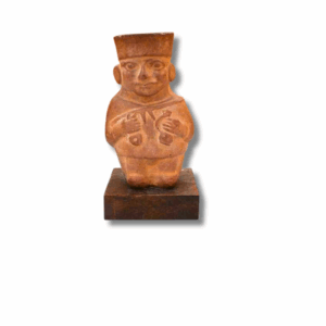 Tonähnliche Figur auf Sockel, ca. 13,5 cm hoch, ethnischer Stil