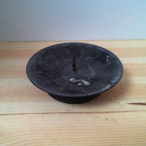 Kleiner Dunkelblauer Gusseiserner Kerzenständer