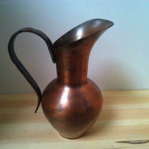 Mittelgroße Kupfer Wasserkanne