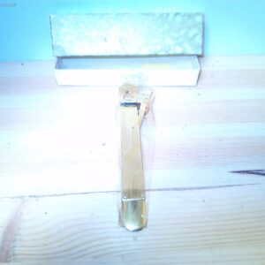 Kleines Klappmesser mit Holzgriff