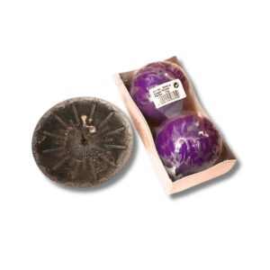 Lila Kugelkerzen mit schwarzem Kerzenständer – dekoratives Set