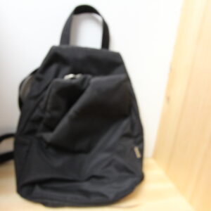 Graue Nylon Tasche