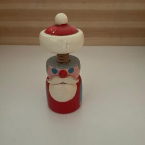 Kleiner Nussknacker aus Holz – ca. 11 cm hoch