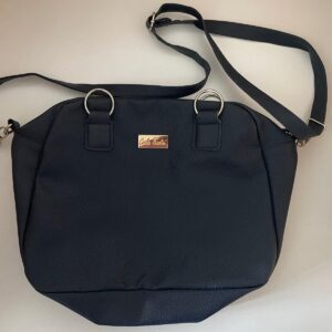 Damenhandtasche Carla Faustini Schwarz Kunstleder, geräumig & stilvoll