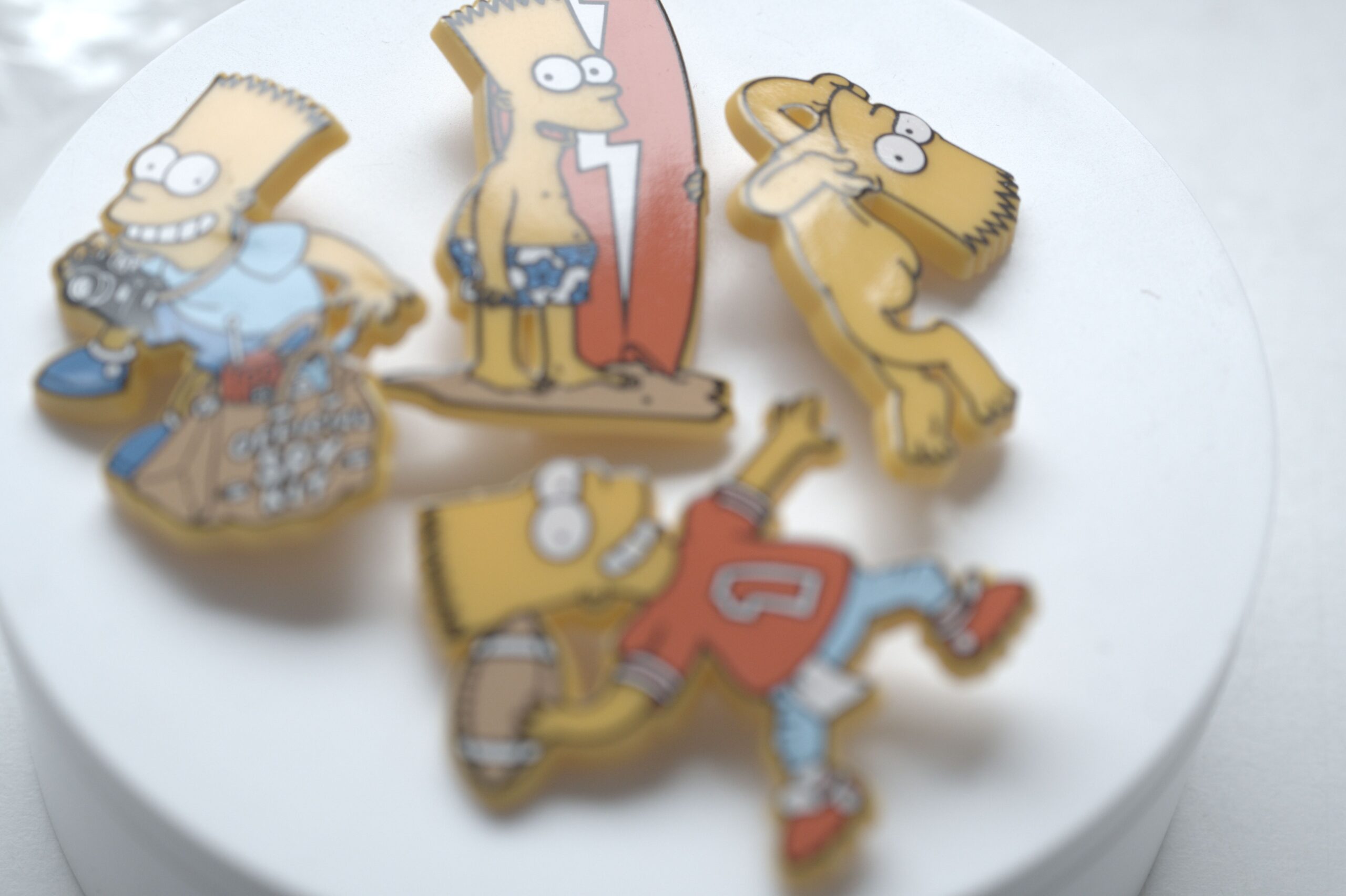 Bart Simpson Broschen Set (4 Motive) – Cartoon-Pins – Neu