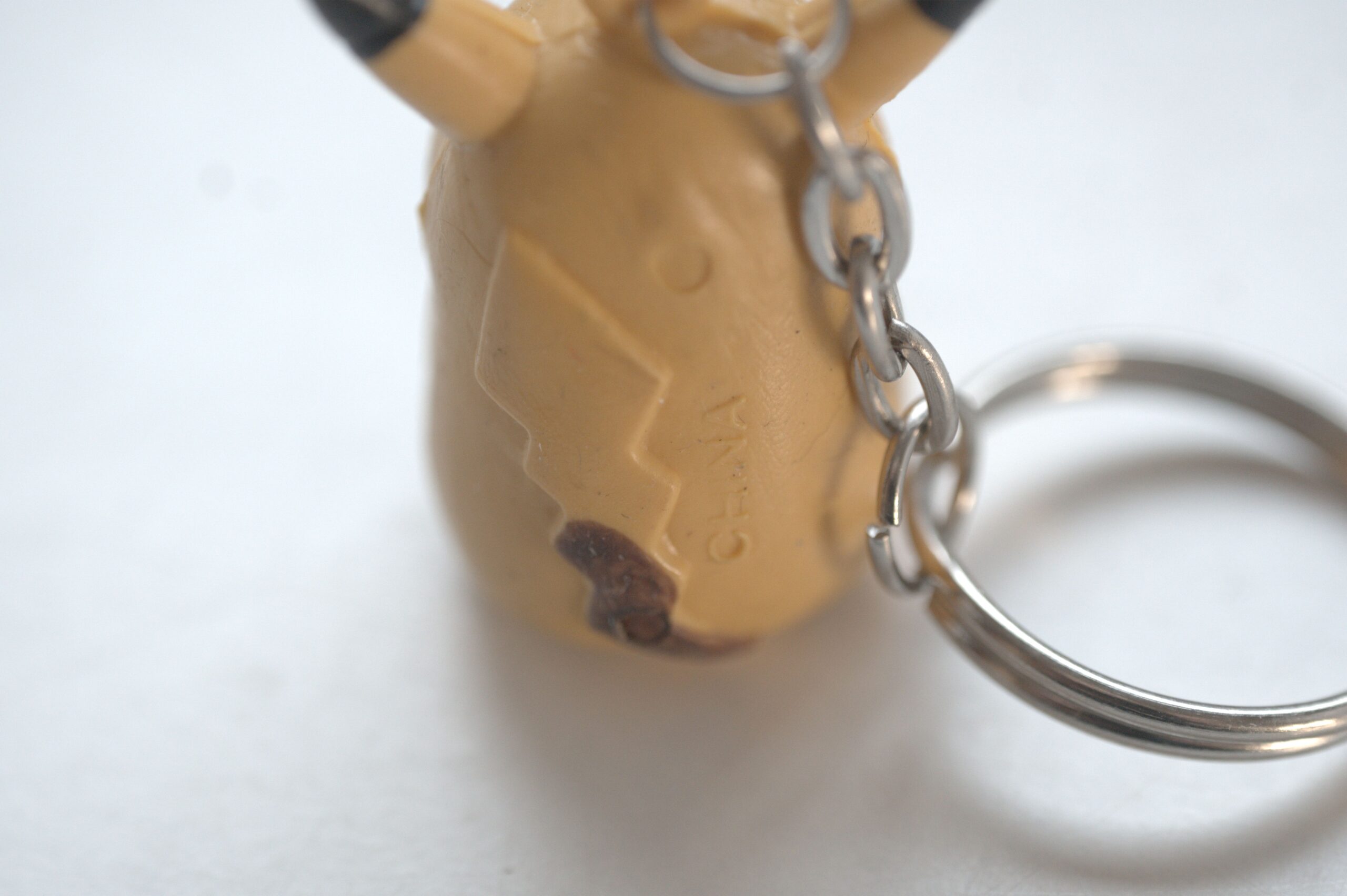 Pokémon Pikachu Schlüsselanhänger – 3D-Figur – Gelb – Bild 4